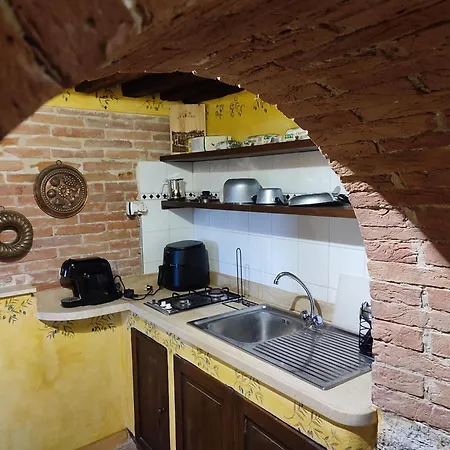 Podere Rinascidentro 4* Ашано