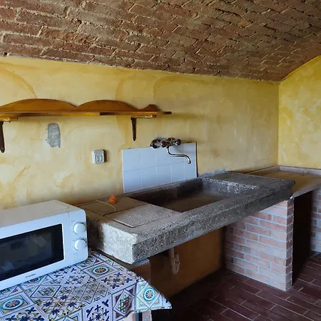 Podere Rinascidentro 4* Ашано