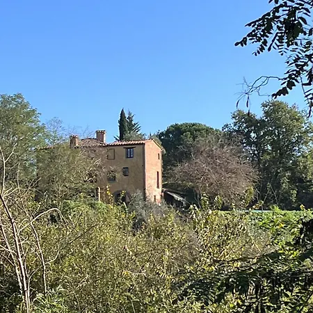 Podere Rinascidentro Bed & Breakfast *